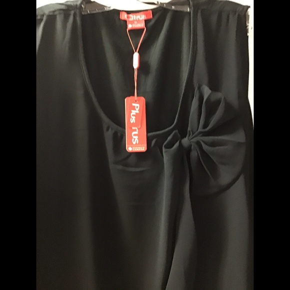 🌟 Plus Tank with Chiffon Overlay - Picture 3 of 6